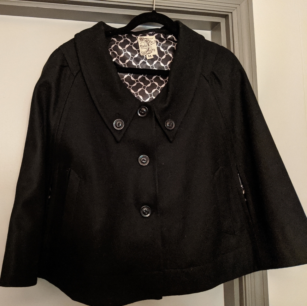 VINTAGE Cape